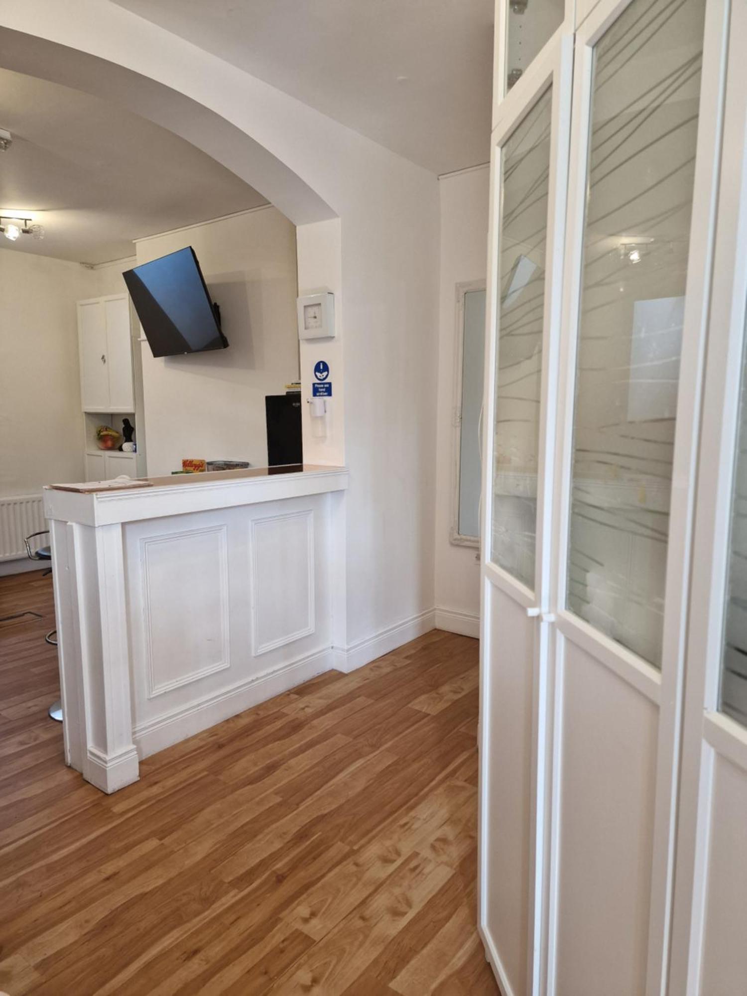 Hostel Aunty Katie'S House, Ni Tourist Board Certified & Located On The Main Oldpark Road To Belfast, With Free Continental Breakfast & Free Ultra Fast Sky Internet, Free Sky Sports & Free Sky Cinema, Self-Check In After 10Pm Gmt Exterior foto