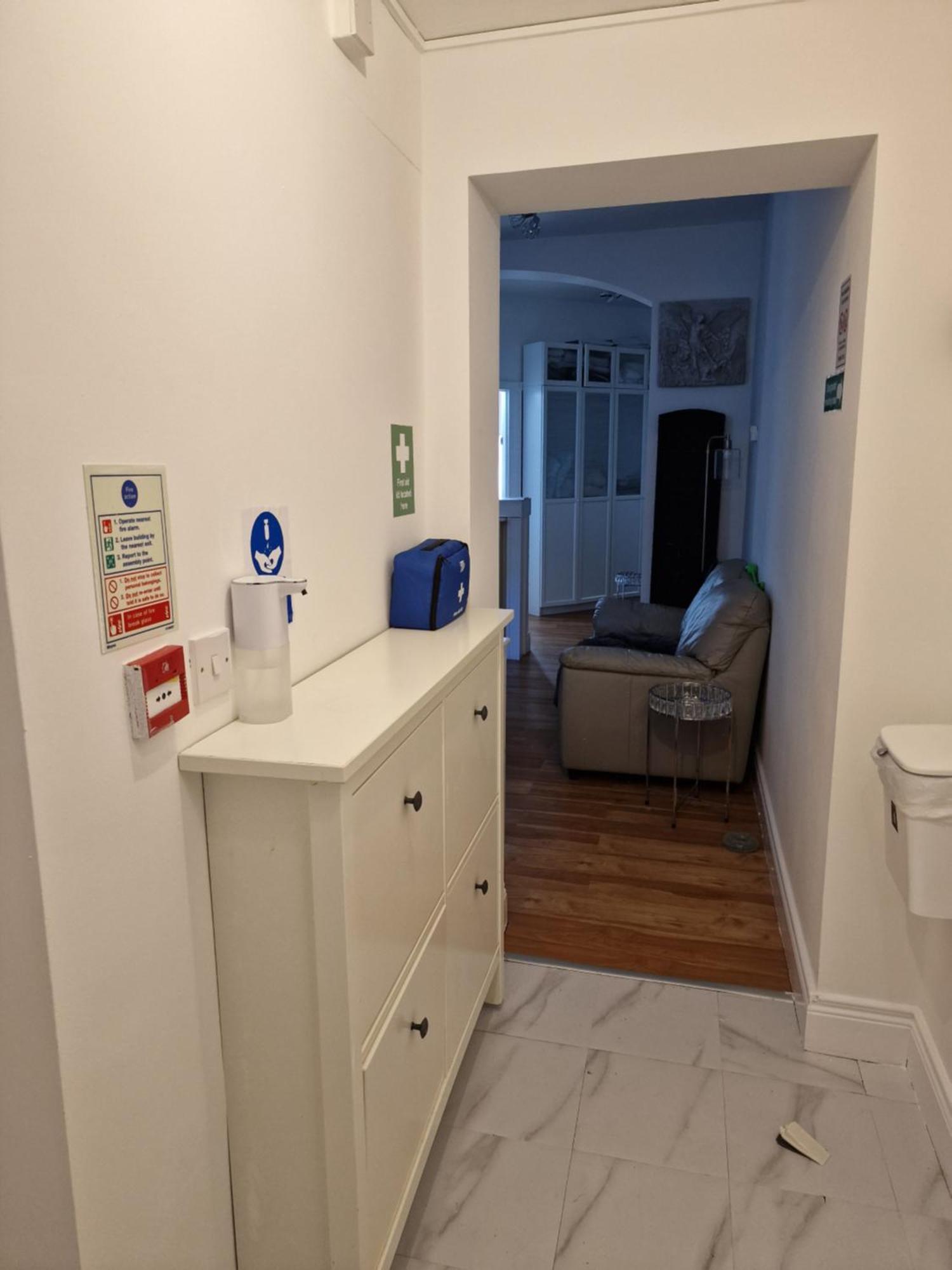 Hostel Aunty Katie'S House, Ni Tourist Board Certified & Located On The Main Oldpark Road To Belfast, With Free Continental Breakfast & Free Ultra Fast Sky Internet, Free Sky Sports & Free Sky Cinema, Self-Check In After 10Pm Gmt Exterior foto